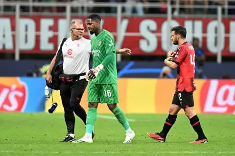 تقارير: إصابة مينيان حارس فرنسا قبل اليورو